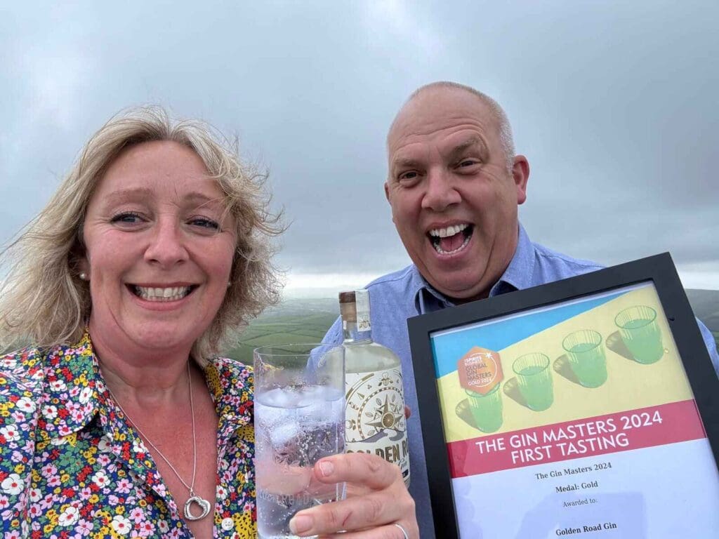 Artisan gin couple celebrates with summer “Golden Road” cocktail