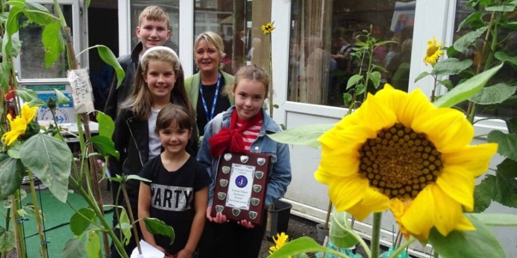 Blooming great idea raises thousands for Swansea’s cancer centre