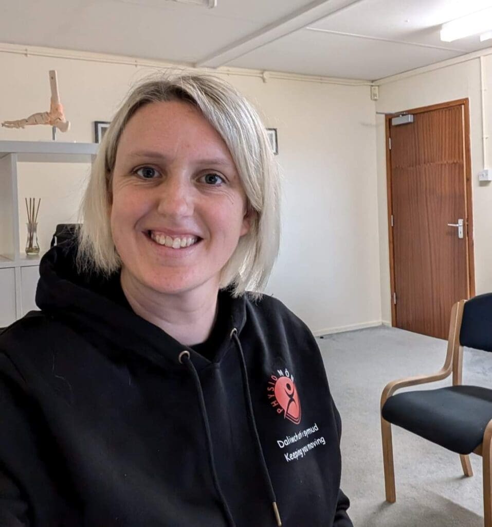 Final call for Anglesey businesses to apply for grant to boost Welsh language