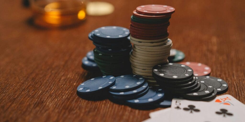 Online Casinos Vs Land Based Casinos: Which Are More Popular in Wales?