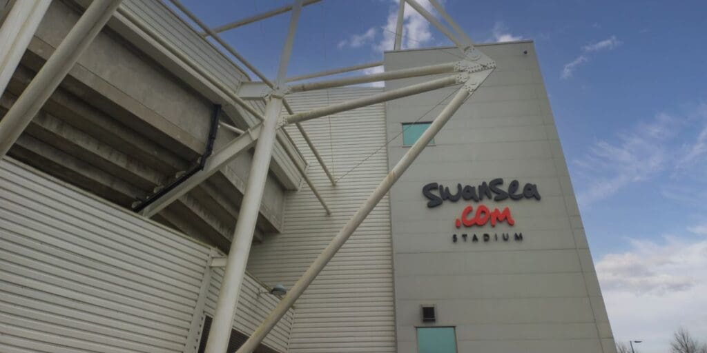 FSB Wales confirms return of flagship business conference in Swansea