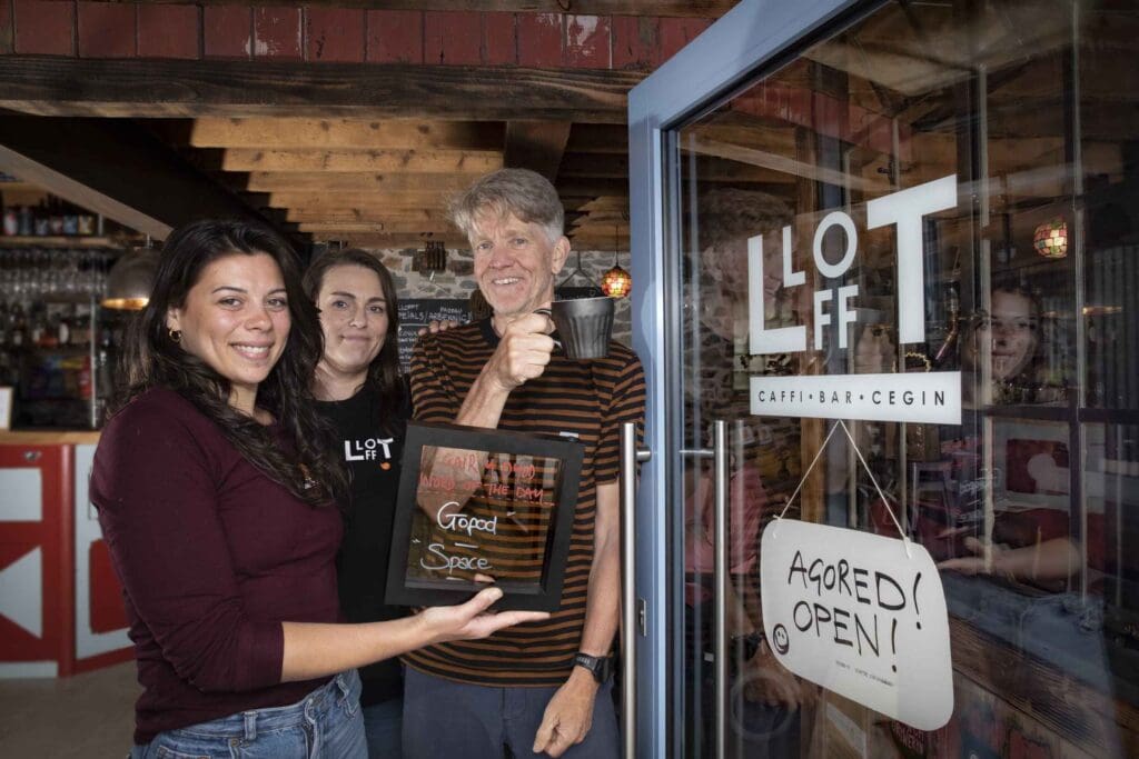 Company bosses urged to use Welsh language to boost rural economy