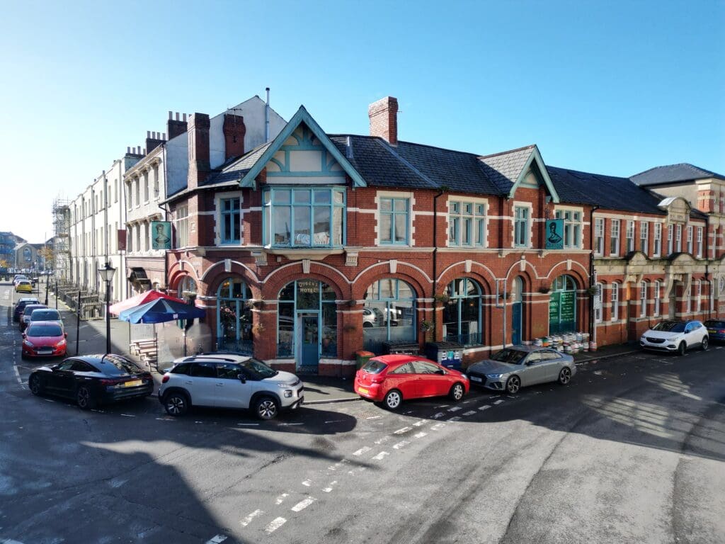 Iconic Swansea pub The Queen’s Hotel under new ownership