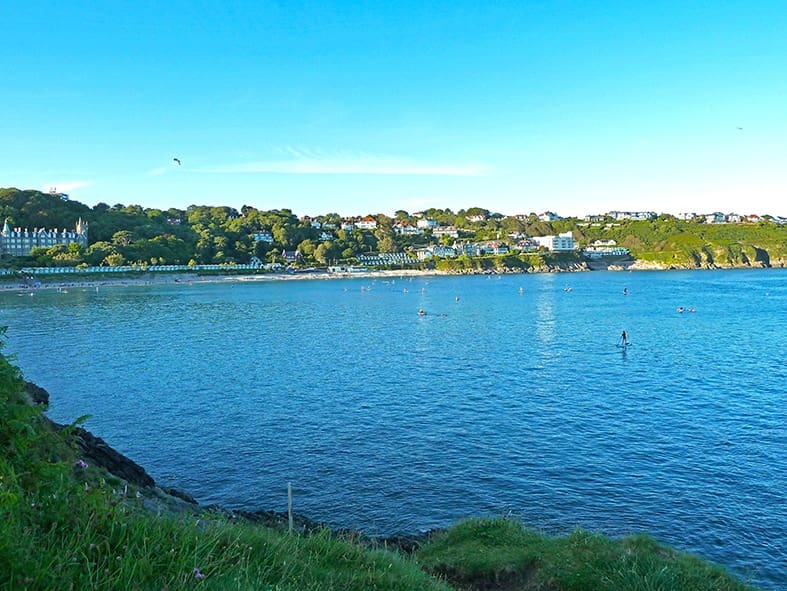 Hundreds expected to bid for Swansea beach huts