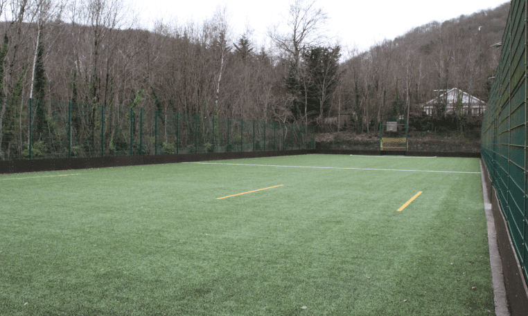 3G facility upgrade complete at Abercarn Primary School