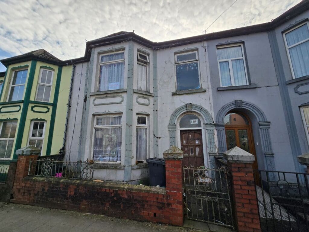 Imposing four bed period house at auction for £50,000 is ripe for renovation
