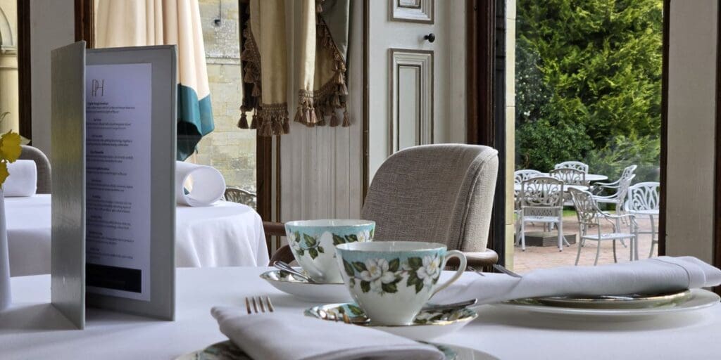 Why Palé Hall’s Lunch Menu Is the Perfect Excuse for a Midday Getaway