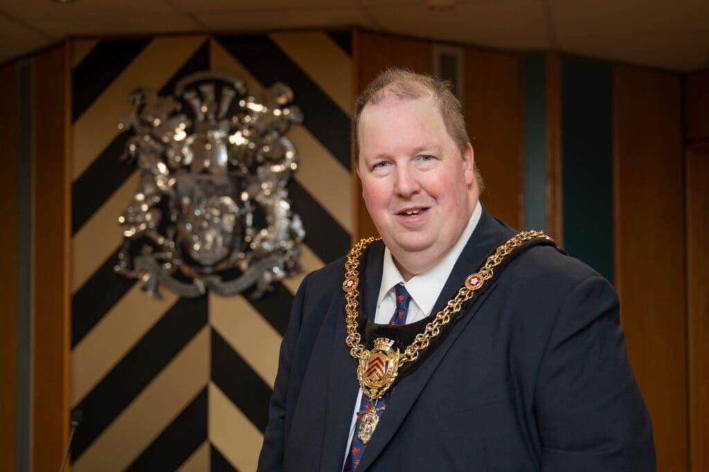 New Lord Mayor of Cardiff takes office and announces chosen charities