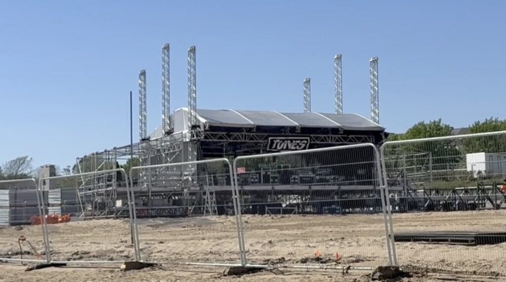 Swansea Beach Set to Host ‘Tunes on the Bay’ Music Festival This Weekend