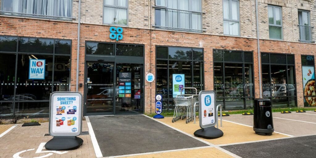 Co-op serves-up its newest store in Cardiff