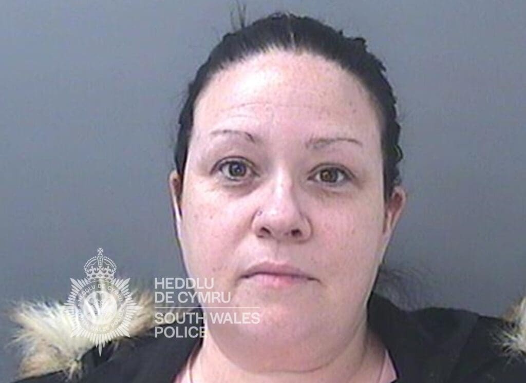 Police staff member leaked information to drug dealer boyfriend