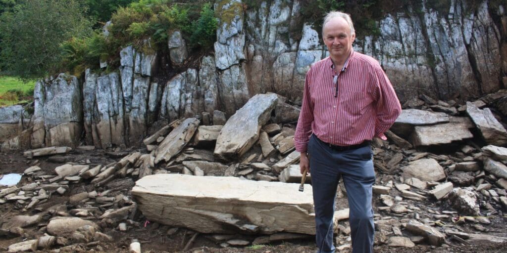 Humans not glaciers moved bluestones from Wales to Stonehenge