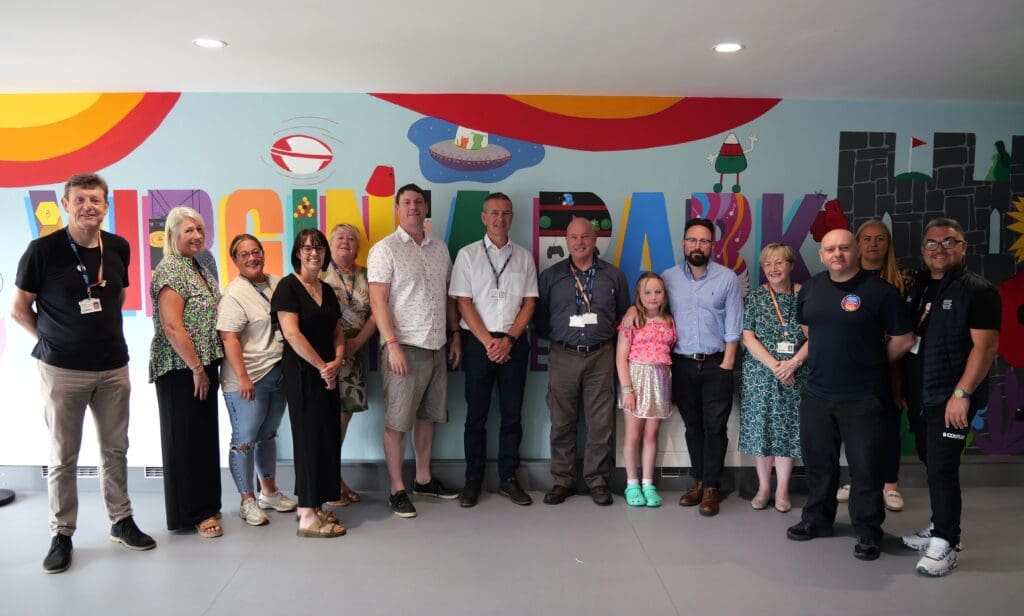 Caerphilly Youth Service welcome Hefin David MS to Virginia Park Youth Centre