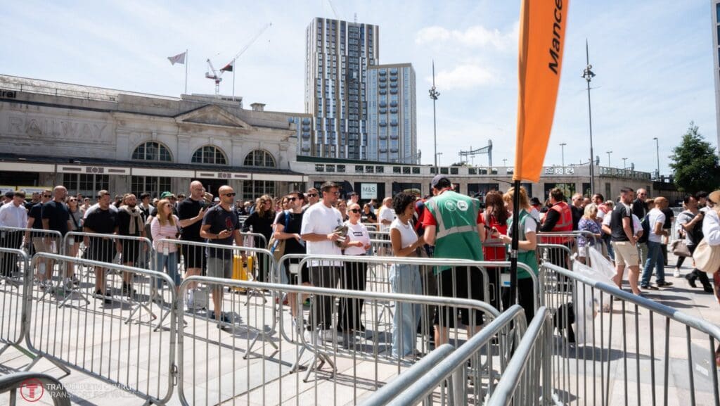 Over 120,000 music fans rock Cardiff by train for Oasis