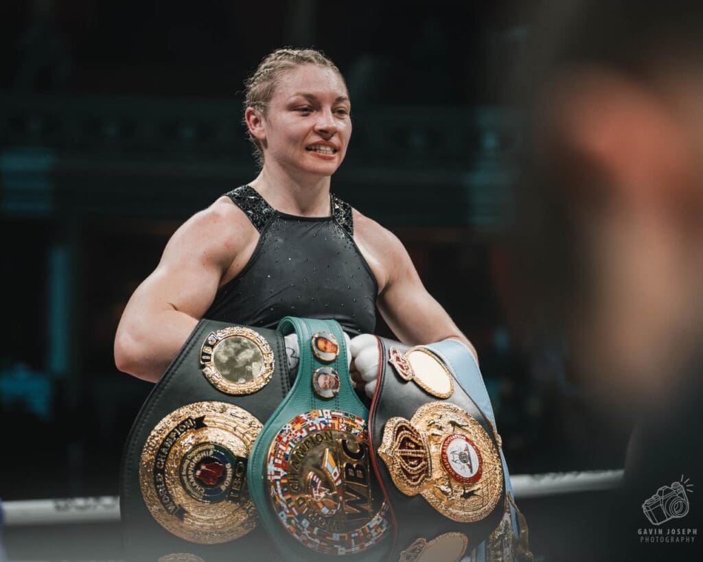 Lauren Price swaps gloves for till at Tŷ Hafan’s Caerphilly celebration