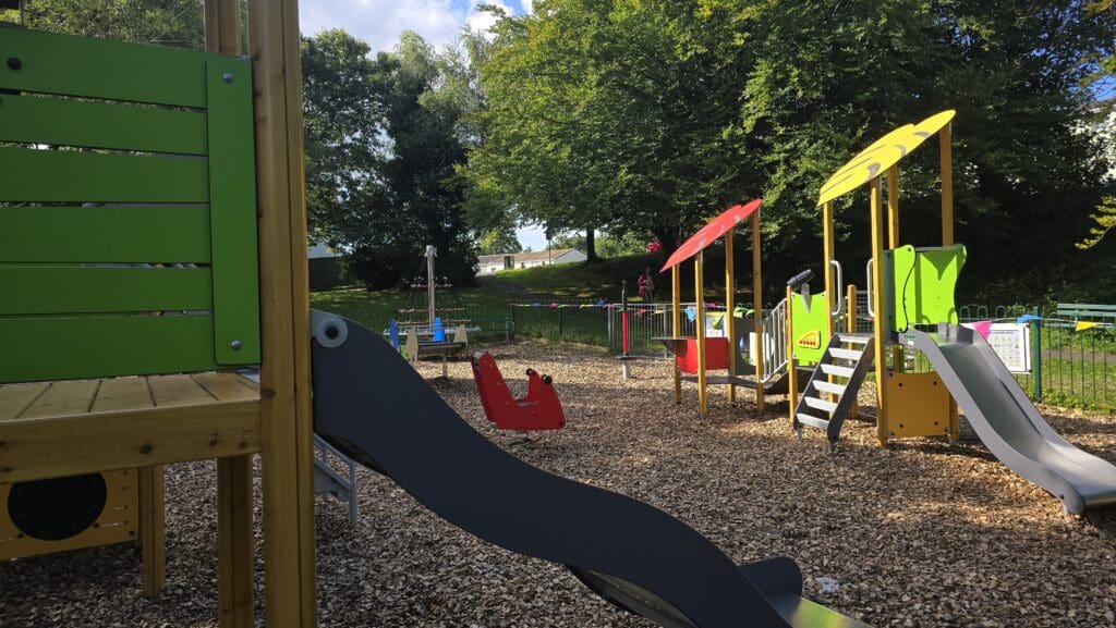 New play area in heart of West Cross officially opens