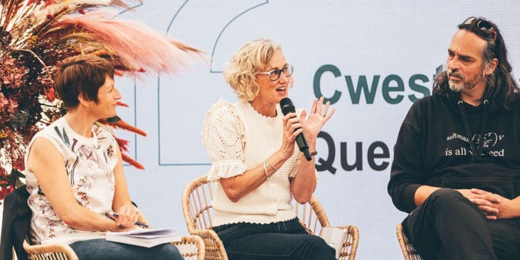 Blind Welsh speaker calls out digital inequality at Eisteddfod event