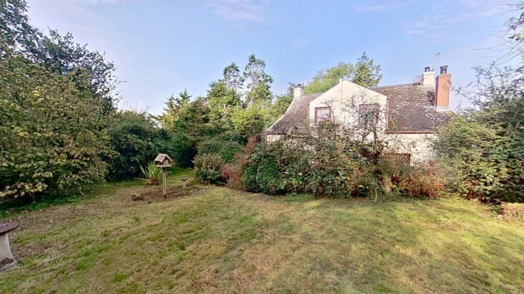 Delightful detached West Wales cottage comes up for sale at auction
