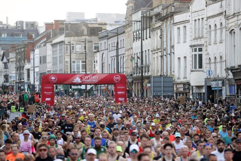Thousands take to the streets for the 2025 Cardiff Half Marathon