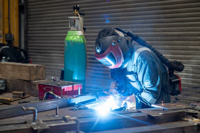 Welsh steel firm to help rebuild Ukraine with £1.1m bridge contract