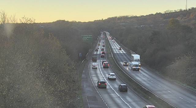 Morning delays on M4 westbound at High Cross