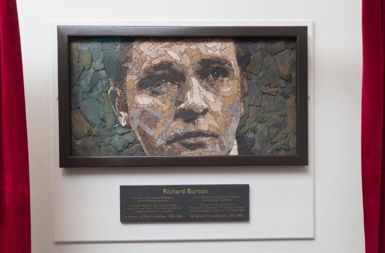 Richard Burton’s granddaughter to deliver special centenary lecture in Swansea