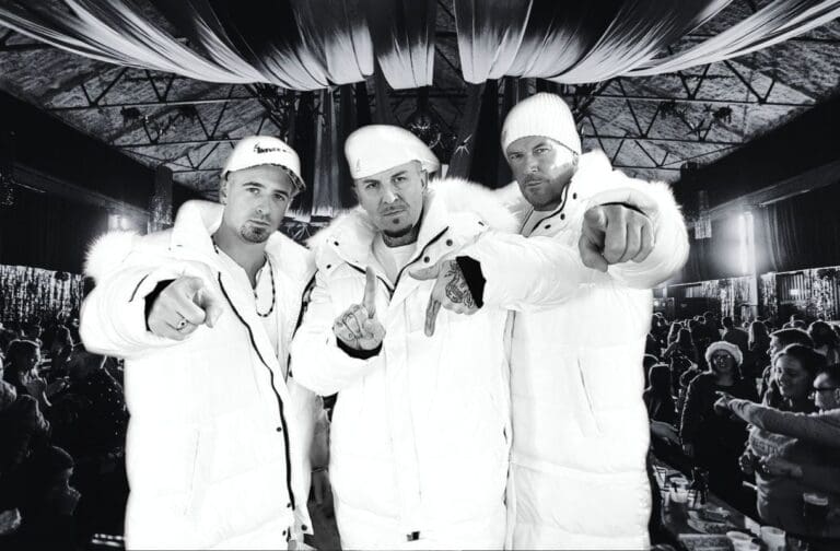 Stay Another Day stars to headline Christmas singalong in Cardiff