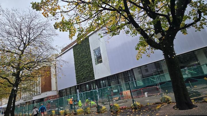 Opening date set for Swansea’s new community hub Y Storfa