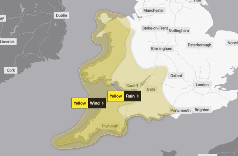 Met Office issues yellow warning as heavy rain and gales hit Wales