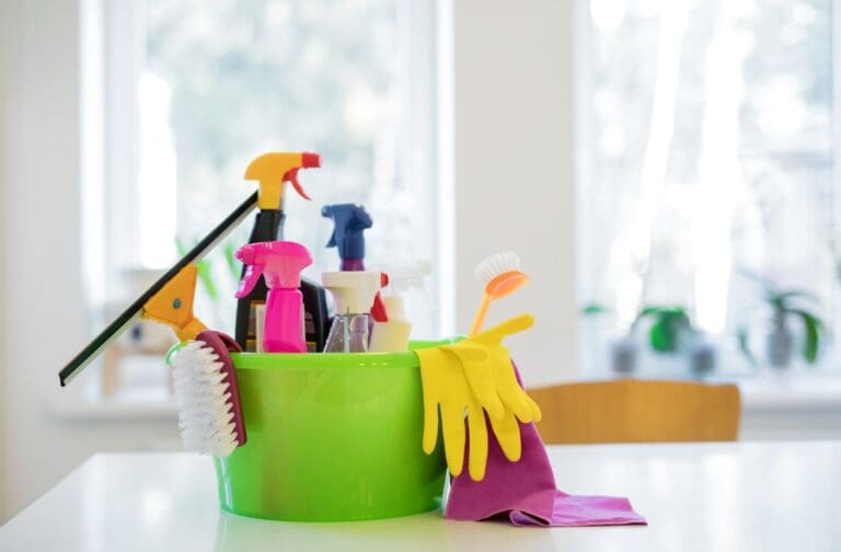 Cleaning and Repair Essentials Before Selling a House