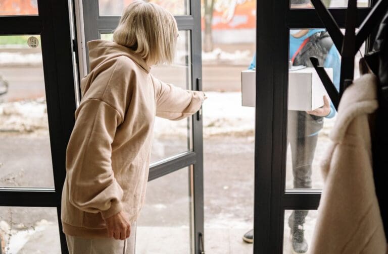 Urgent warning over ‘courier fraud’ scams across South Wales