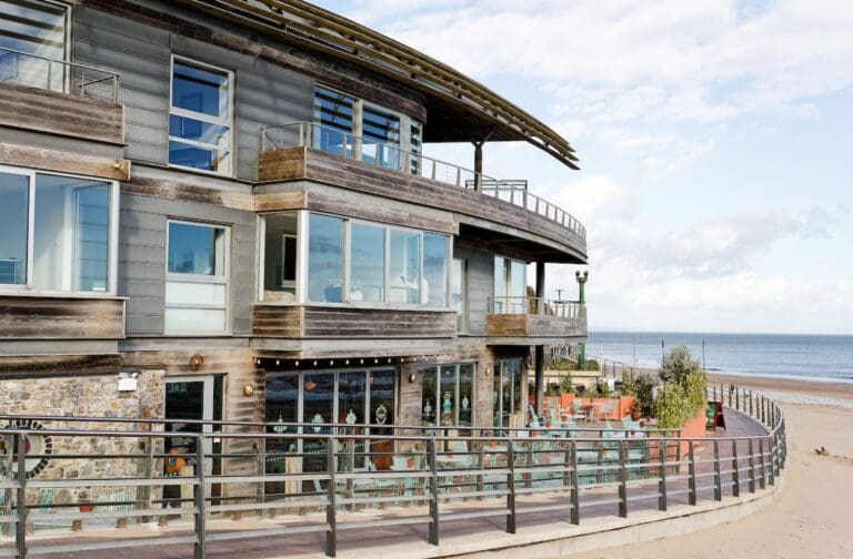 Take a look inside Tenby’s brand new Lounge bar everyone is talking about