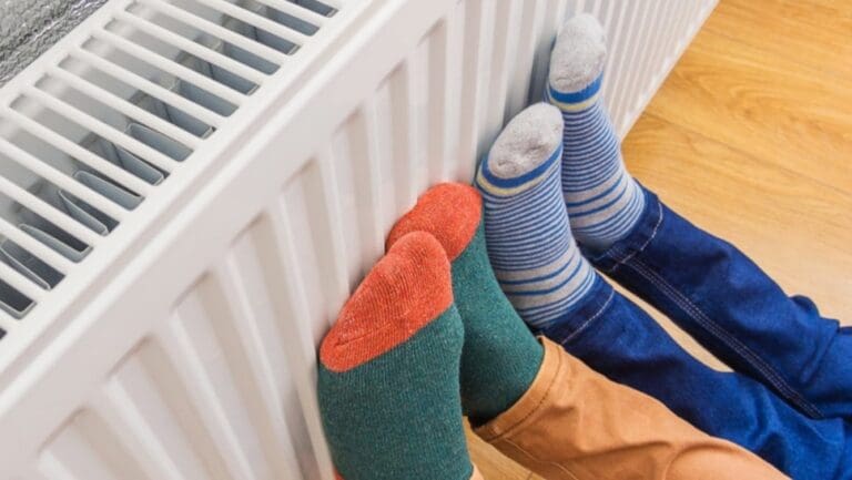 Extra £200 support for Welsh households struggling with heating costs