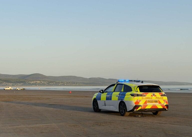 Drivers risk having vehicles seized after police patrol popular Welsh beach