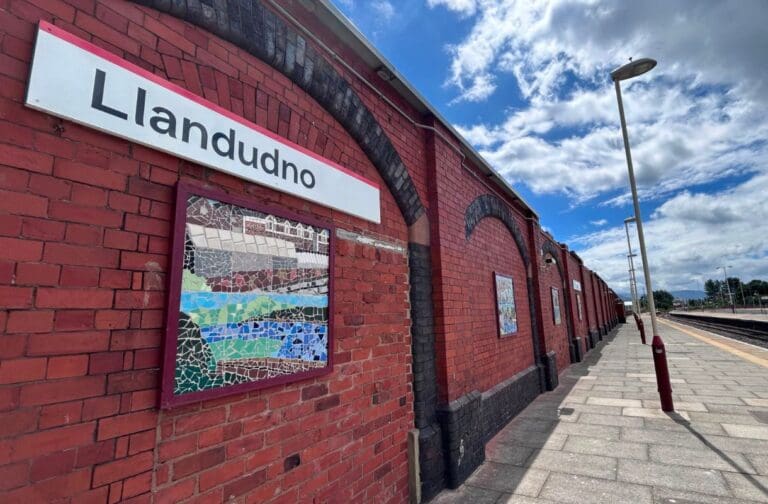 Llandudno station welcomes colourful new artwork created by local pupils