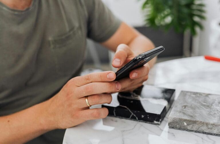 The Mobile Plan Trap That Costs UK Households Hundreds a Year