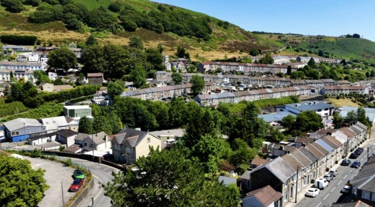 £1m investment set to boost jobs and growth in northern Caerphilly