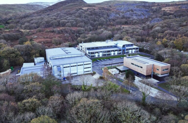 Coleg Cambria teams up with Siemens Healthineers to deliver workplace training