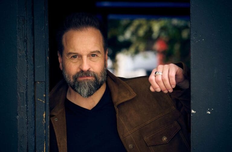 Alfie Boe to headline major North Wales show with West End stars