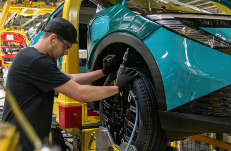 Electric cars claim record share as UK new car sales surge