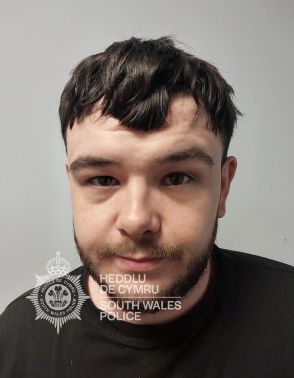 Cardiff man jailed for historical sexual assaults on child