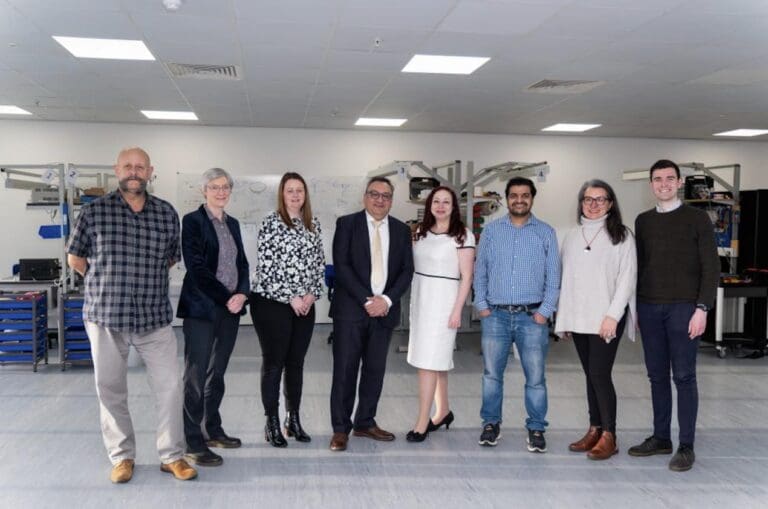 Welsh firm recognised for world-first glucose monitoring technology