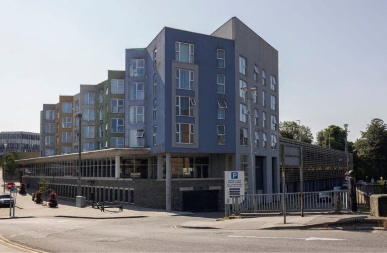 Bridgend’s Rhiw car park to stay open until midnight in three-month trial